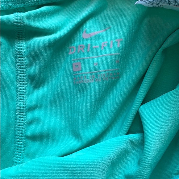 Nike athletic shorts - Picture 2 of 3